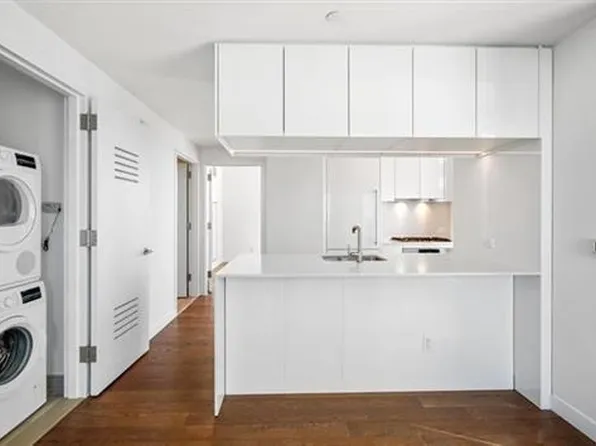 99 Hudson Street image 3 of 30