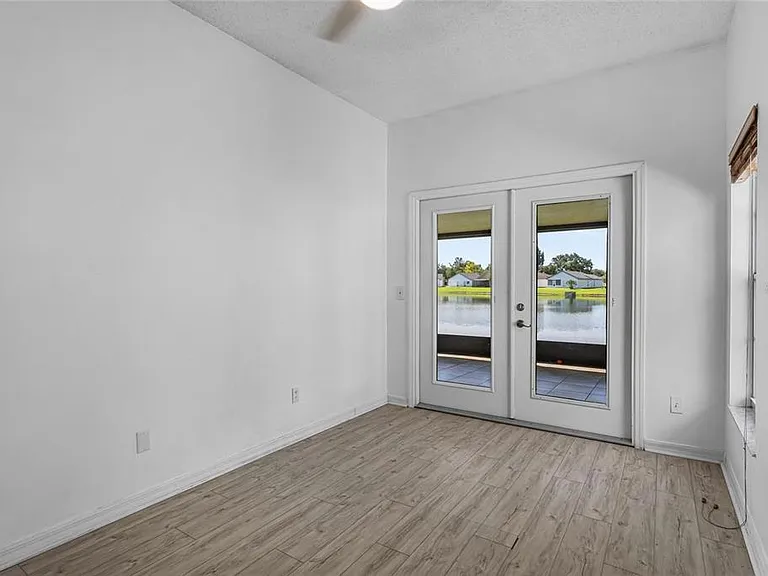5673 Parkview Lake Dr — Photo 31