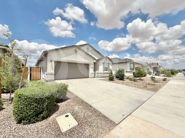 3246 W Sable Ave