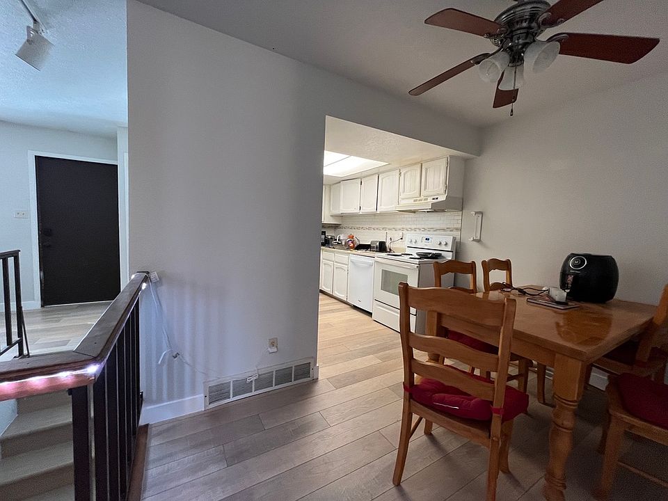 Common area Kitchen and Dining