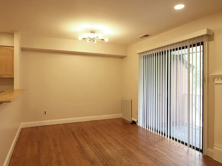 3946 El Camino Pl #11 — Photo 6