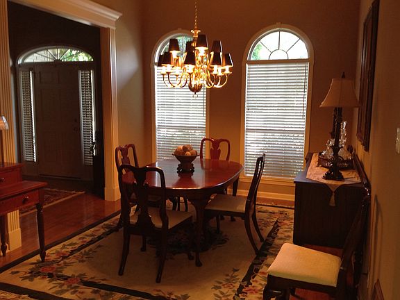 Formal dining room