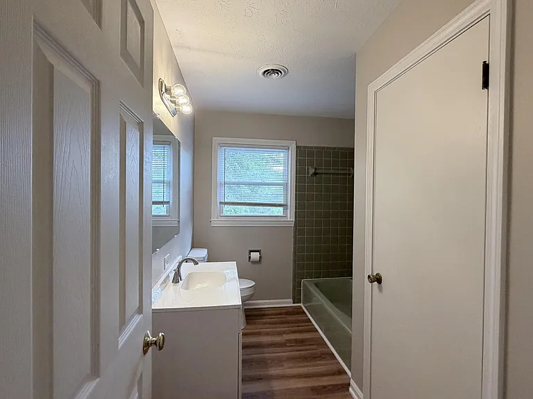 725 Wildflower Ln — Photo 22