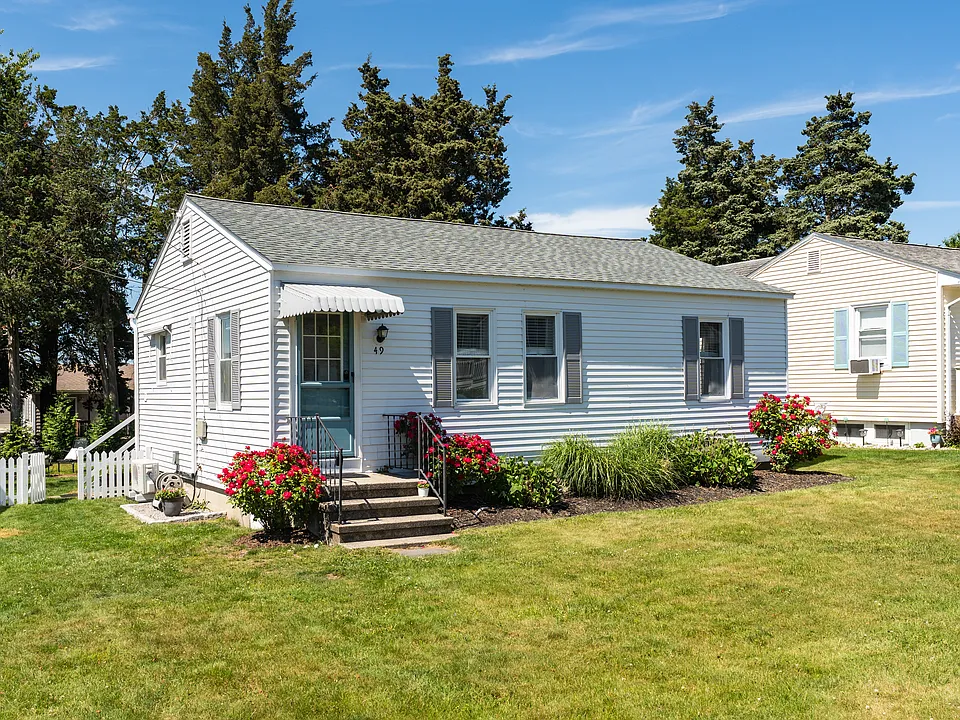 49 Uncas Rd
