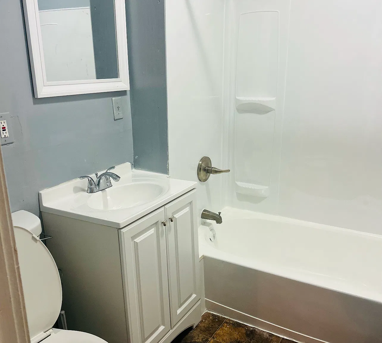2 bed, 864 sqft, $1,200 — Photo 4