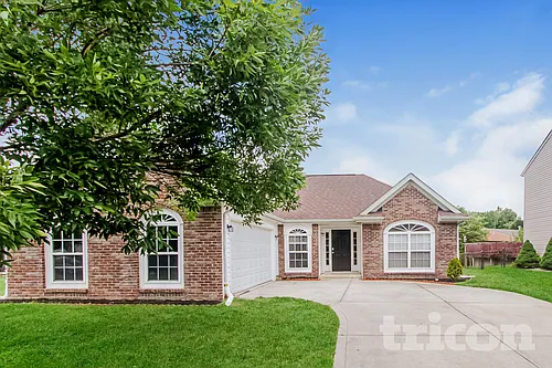 2502 Bristlecone Dr Photo 1