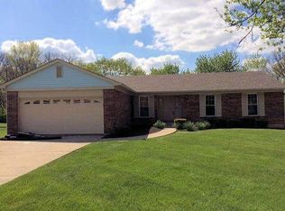 6265 Delcrest Dr, Fairfield, OH 45014