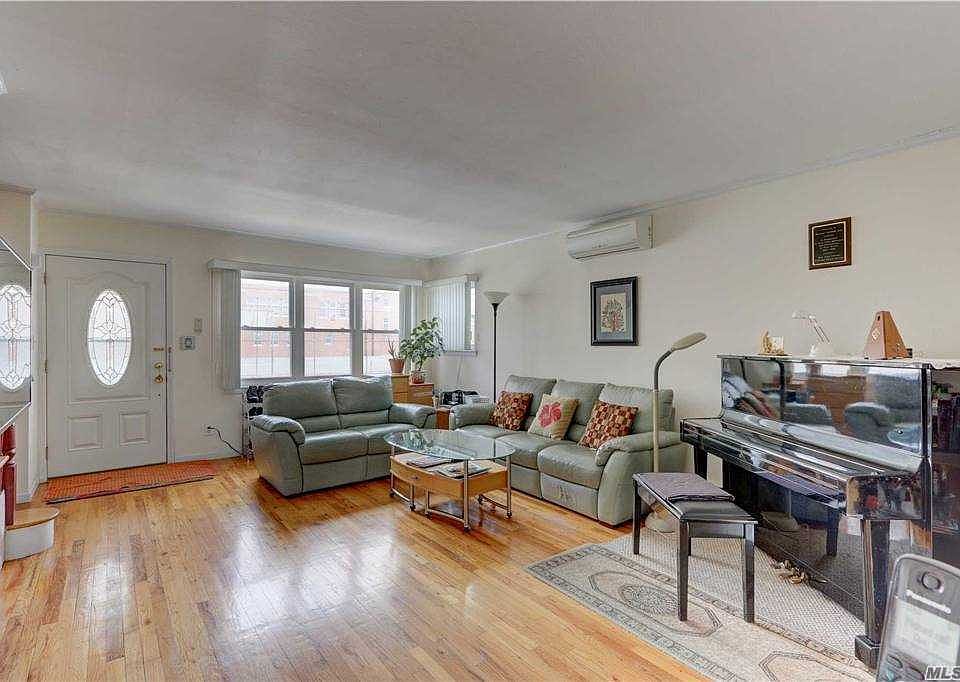 1st image of 24432 88th Ave