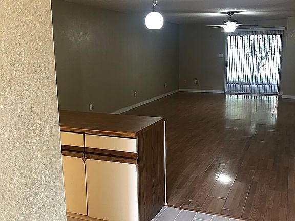 5th image of 500 E El Rancho Rd #17