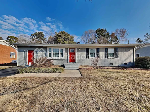 7112 David Ave, Charlotte, NC 28214