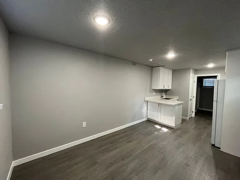 193 Rosewood Dr NW — Photo 11