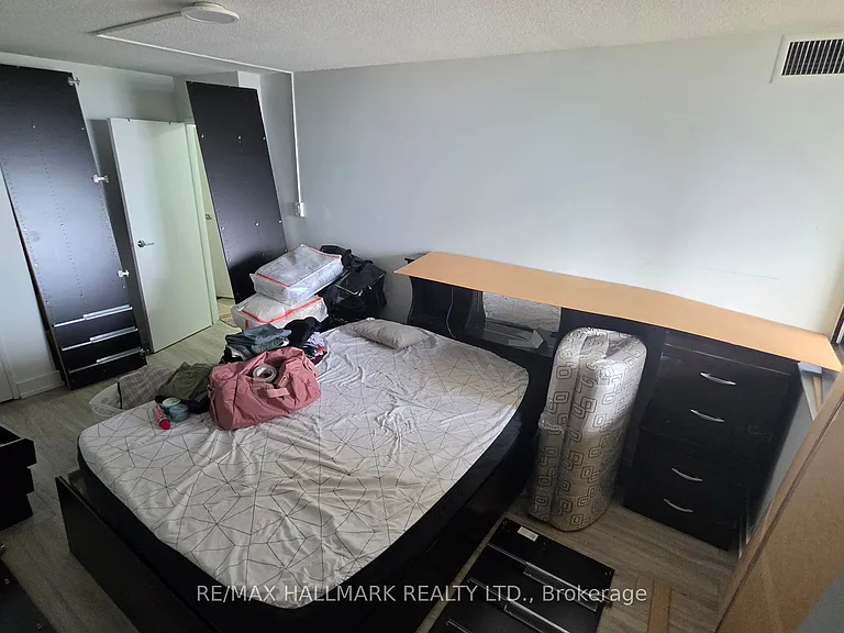 15 Martha Eaton Way #1705 — Photo 23