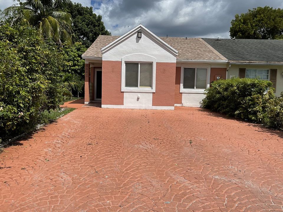 1st image of 4441 NW 184th Ter