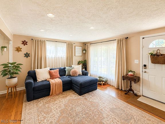 5th image of 1815 Sunview Dr