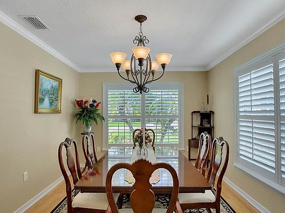 5th image of 613 Peninsular Dr