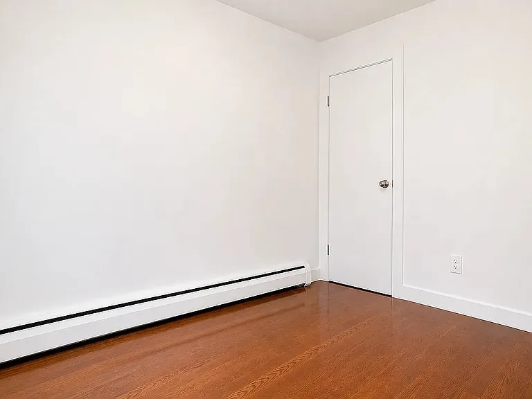 386 Manhattan Ave #14A — Photo 3