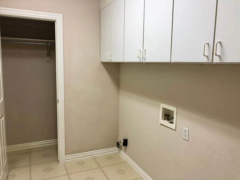 9011 Kittiwake St — Photo 15
