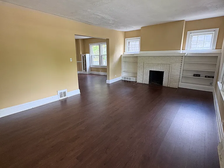 1214 Cleveland Heights Blvd — Photo 10