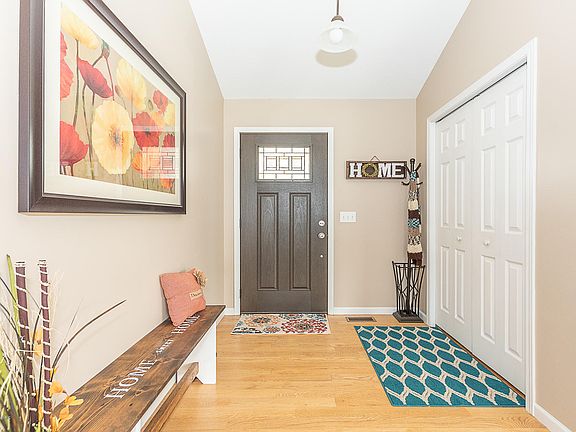 4th image of 50232 Rebecca Dr