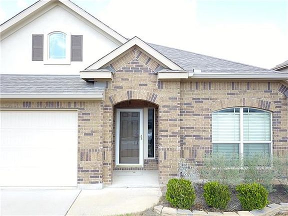 3rd image of 1525 Tranquility Ln