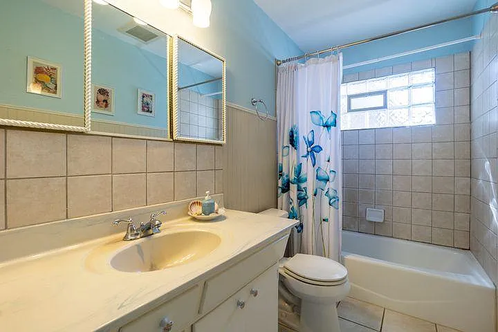 3 bed, 1224 sqft, $2,100 — Photo 2