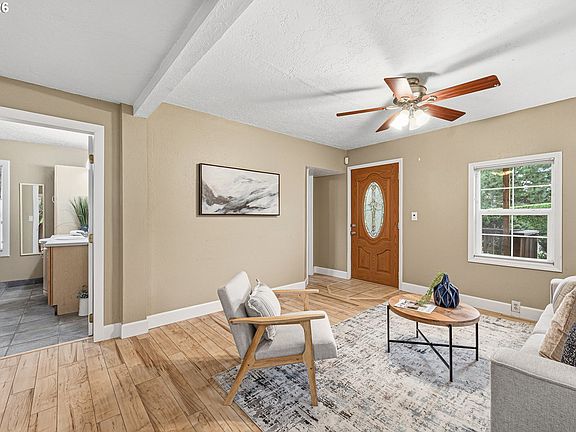 4th image of 4545 SW Taylors Ferry Rd