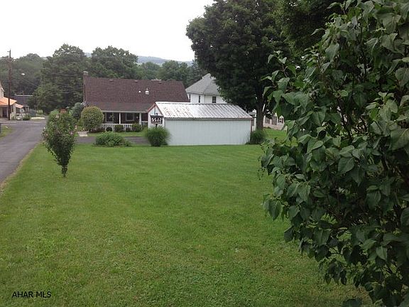 4th image of 3948 Cortland Dr
