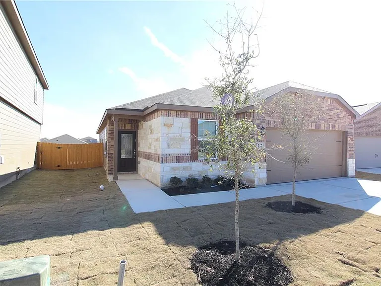117 Star Spangled Dr — Photo 20
