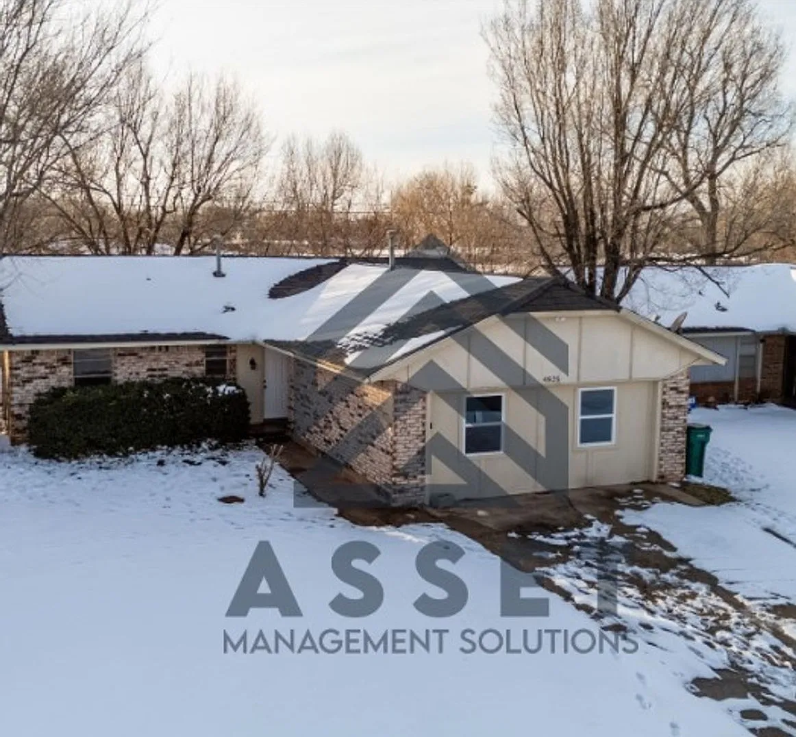 Spacious 5-Bedroom Home Near Tinker AFB and Local Parks — Photo 4