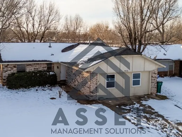 4825 S Fairmont Ave — Photo 4