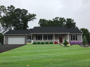 19 Gamelands Rd, New Ringgold, PA 17960