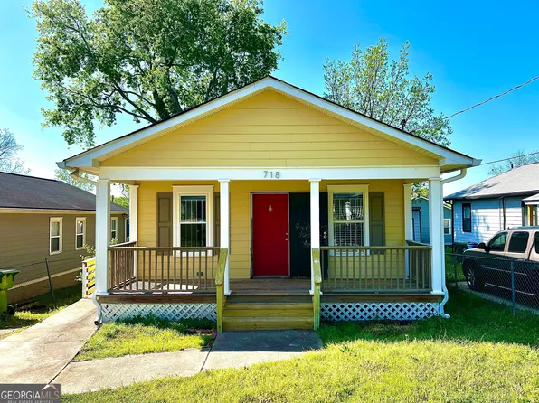 718 Dalvigney St NW, Atlanta, GA 30318