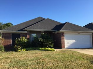 3470 Lake Arthur Dr, Port Arthur, TX 77642