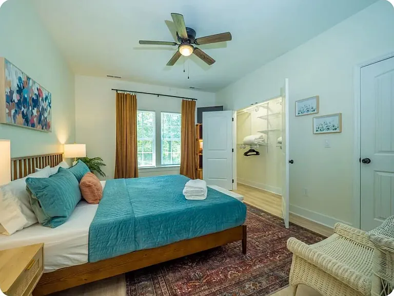 8136 Graham Rd #100 — Photo 20