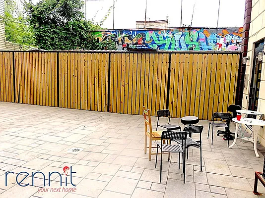 Rented by Rennit Inc. | media 42