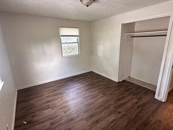 5th image of 2696 Spencerport Rd