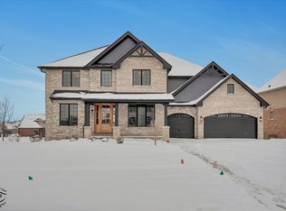 8858 Dunlap Reef Dr, Frankfort, IL 60423