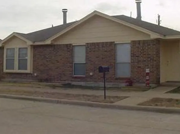 994 Tennessee Trl, Arlington, TX 76017