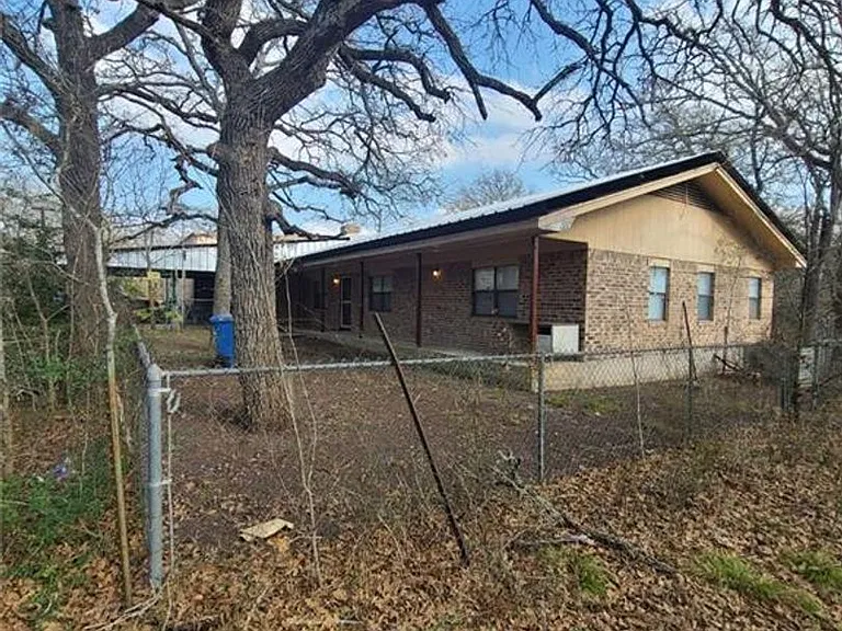 19219 Hog Eye Rd — Photo 17