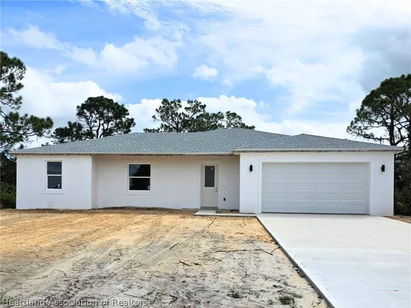 1869 Washington Blvd NW, Lake Placid, FL 33852