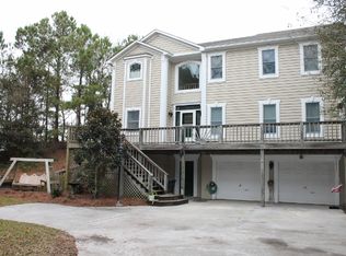 7506 Sound Dr, Emerald Isle, NC 28594