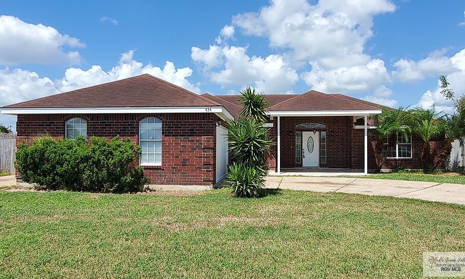 1st image of 434 Sagua La Grande Ave