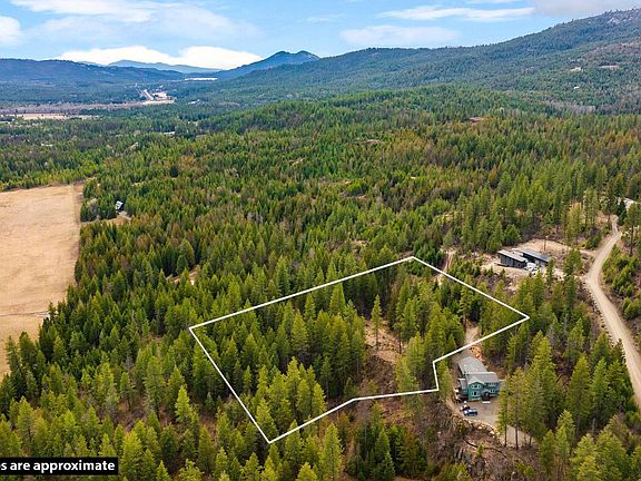 2nd image of 832 Mountain Ridge Dr