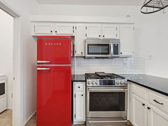 2nd image of 6501 Brush Country Rd APT 115