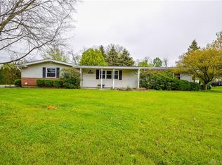 4140 Ranch Dr, Dayton, OH 45432