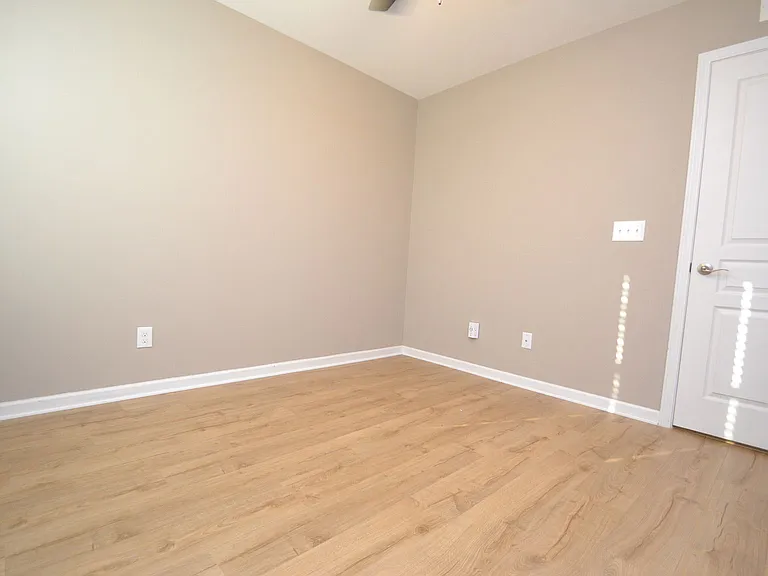 104 N Harrison Place Ln — Photo 38