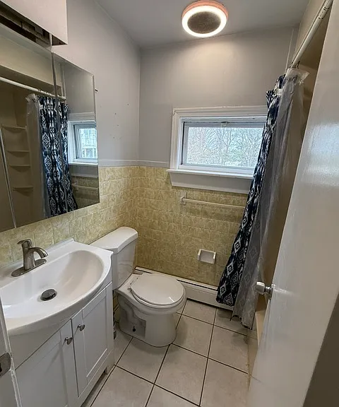 32 Hall St #1 — Photo 8