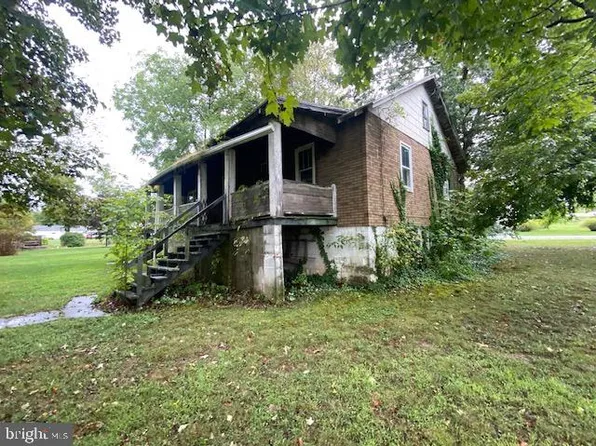 35 Dunn Dr, Fort Ashby, WV 26719