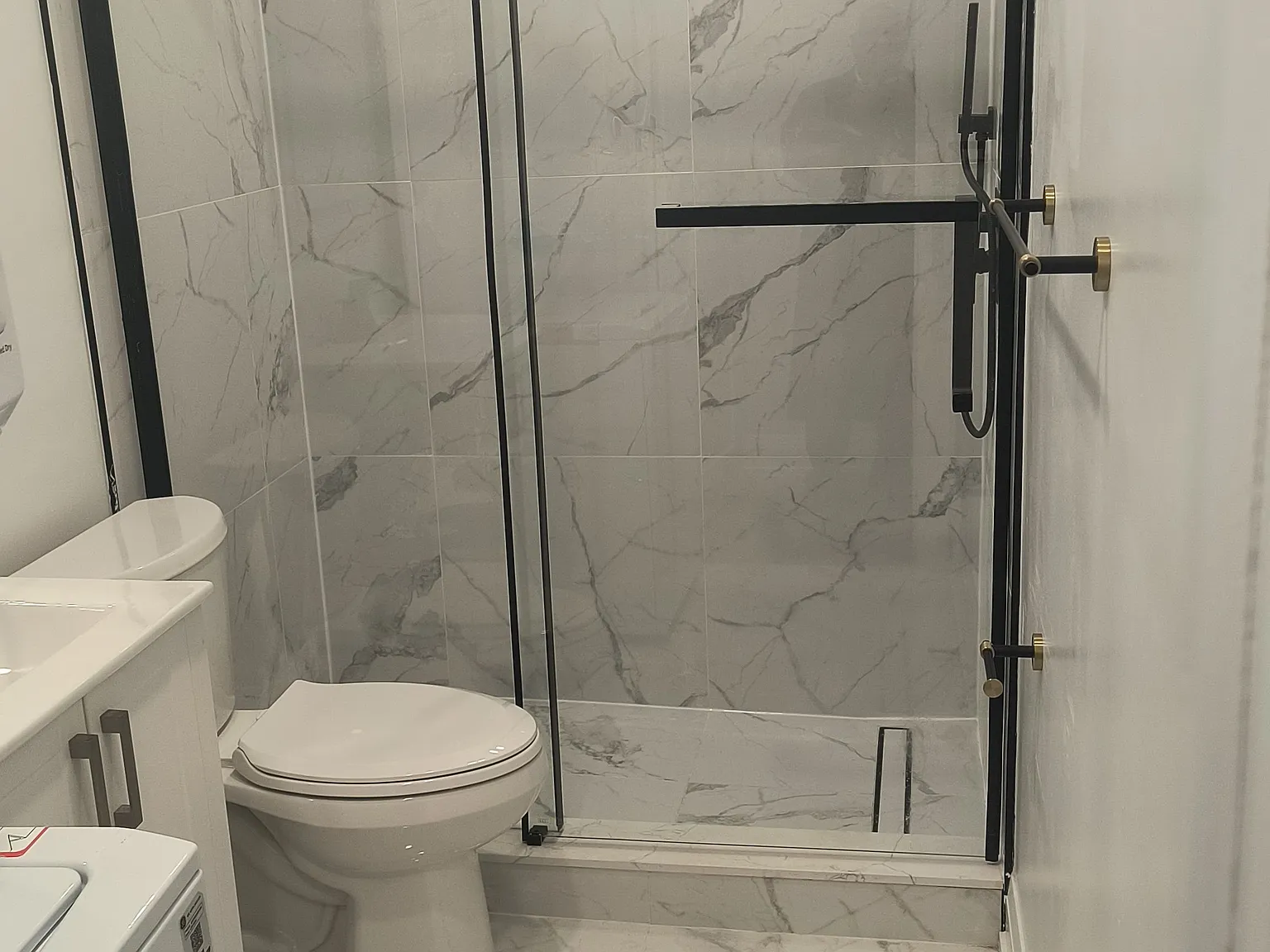 2 bed, $1,700 — Photo 3
