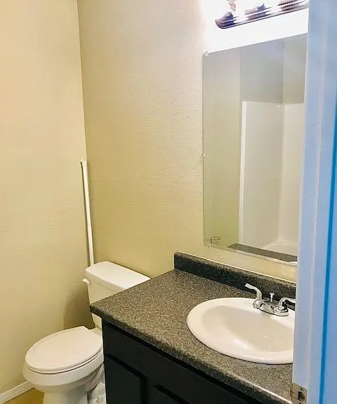 2601 S Picher Ave — Photo 11
